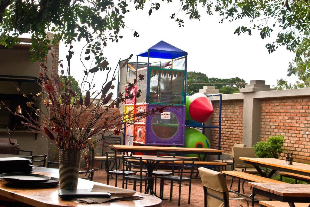 Casa Forno Country Hotel Otjiwarongo Dış mekan fotoğraf