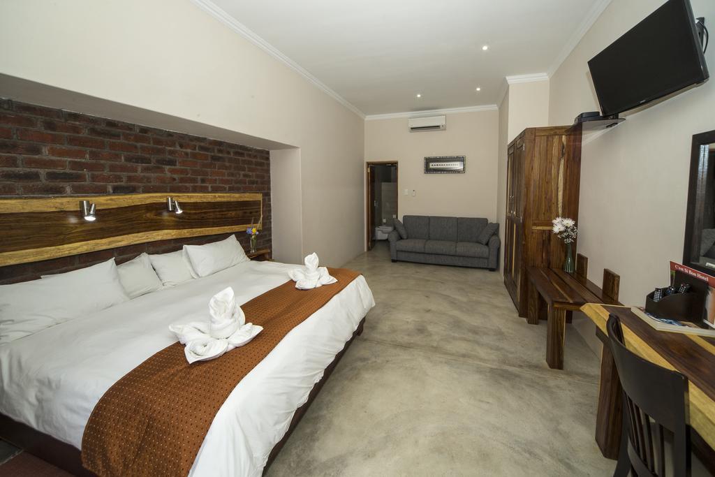 Casa Forno Country Hotel Otjiwarongo Dış mekan fotoğraf