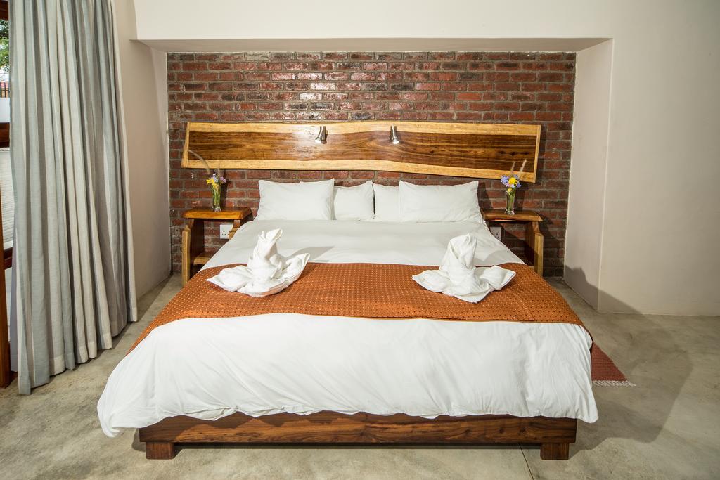 Casa Forno Country Hotel Otjiwarongo Dış mekan fotoğraf