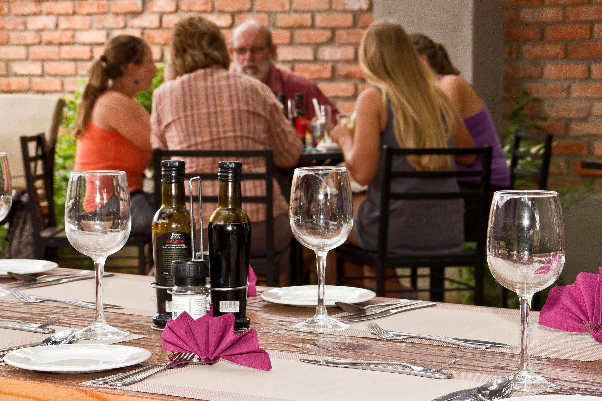 Casa Forno Country Hotel Otjiwarongo Dış mekan fotoğraf